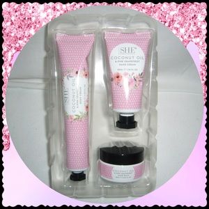 Oh SHE aromatherapy coconut oil and pink.  grapefruit body care Creo Creo Trio